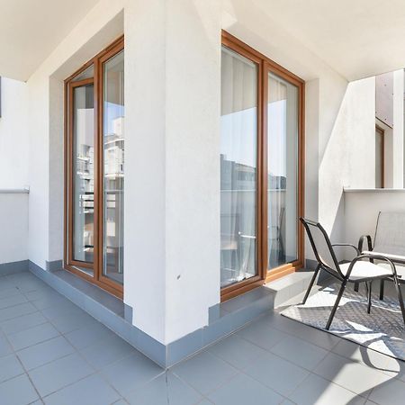Jasny & Przestronny Apartament Z Balkonem I Parkingiem By Rent Like Home グディニャ エクステリア 写真