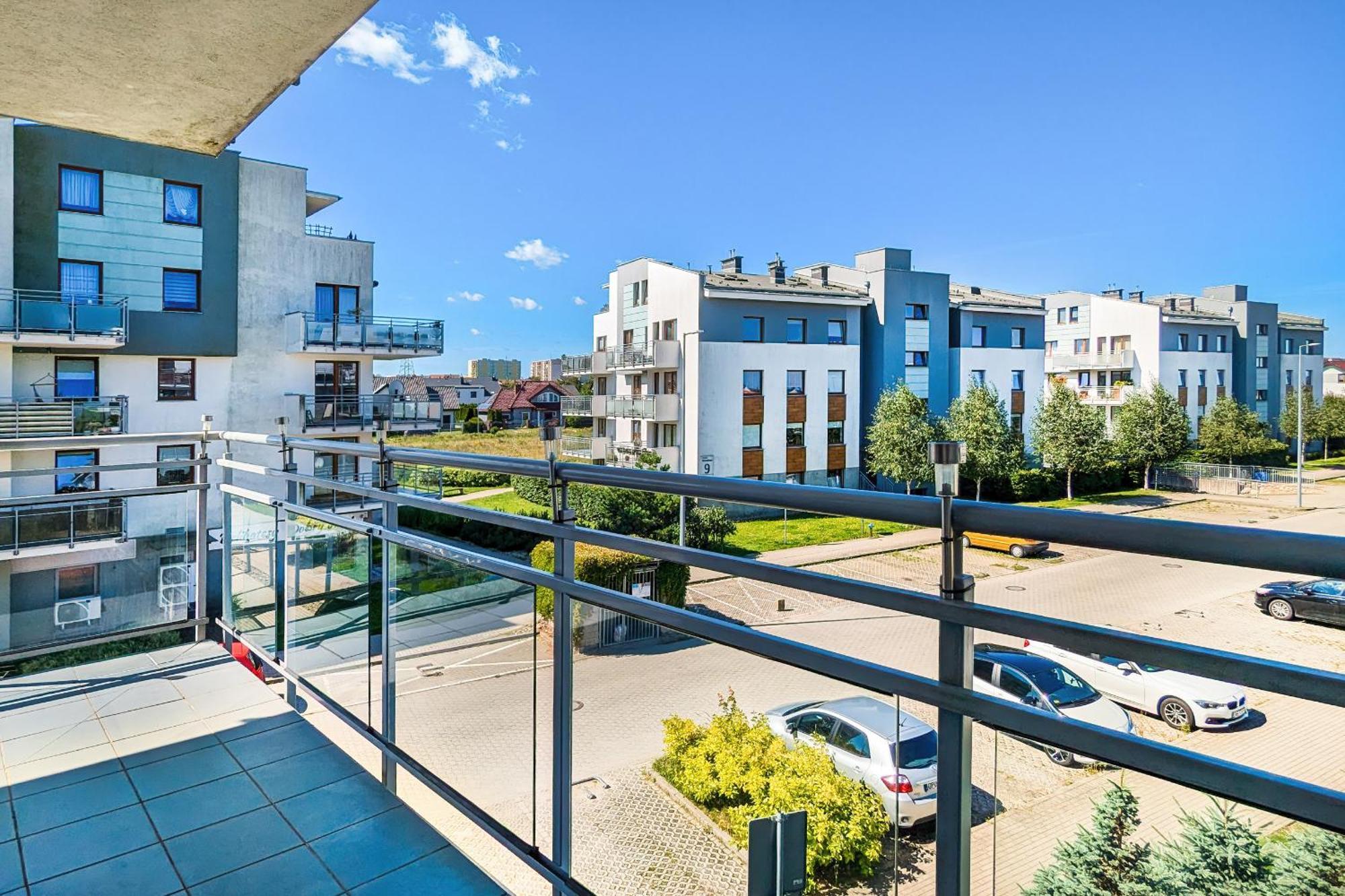 Jasny & Przestronny Apartament Z Balkonem I Parkingiem By Rent Like Home グディニャ エクステリア 写真